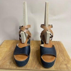Lucky Brand Tan and Black Platform Sandals